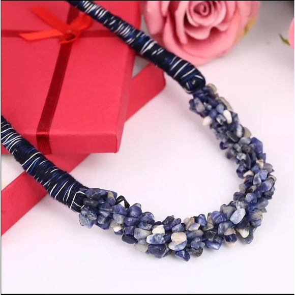 Multicolor stimulated Pearl Necklace for women - Picture 3 of 6